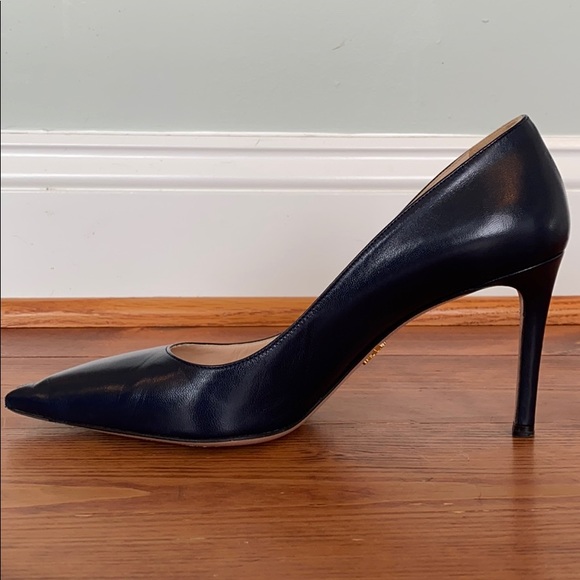 Prada leather heels - Picture 2 of 5